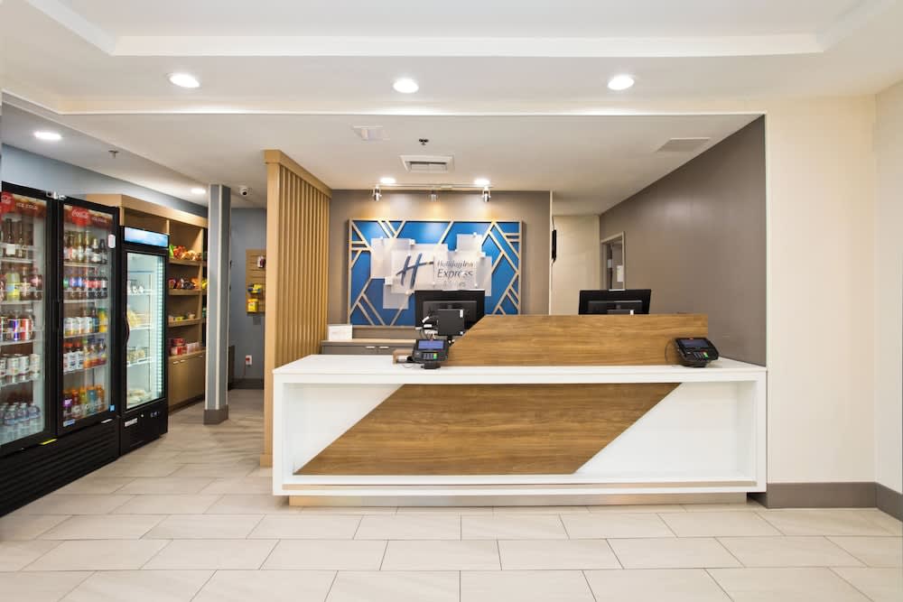 Holiday Inn Express & Suites SACRAMENTO NE CAL EXPO by IHG 2