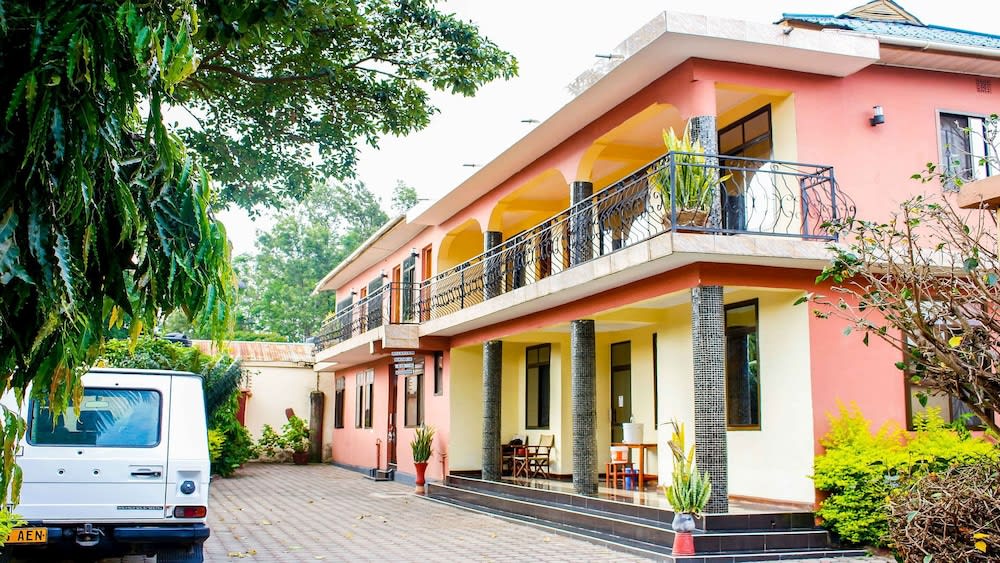Bright Star Hotel & Safaris 1