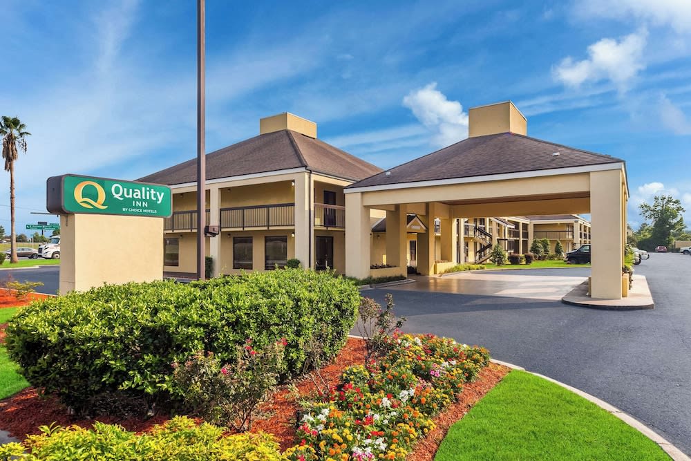 Quality Inn Coliseum 1