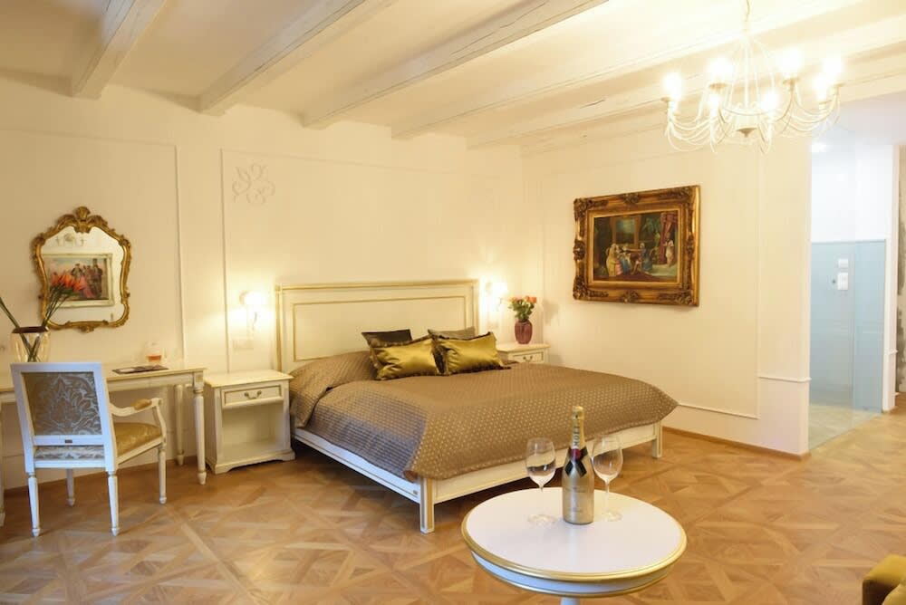 SPA BEERLAND CHATEAUX - At Golden pear 5