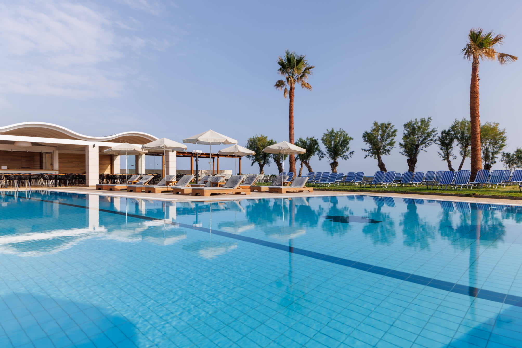 Malia Bay Beach Hotel & Bungalows 3