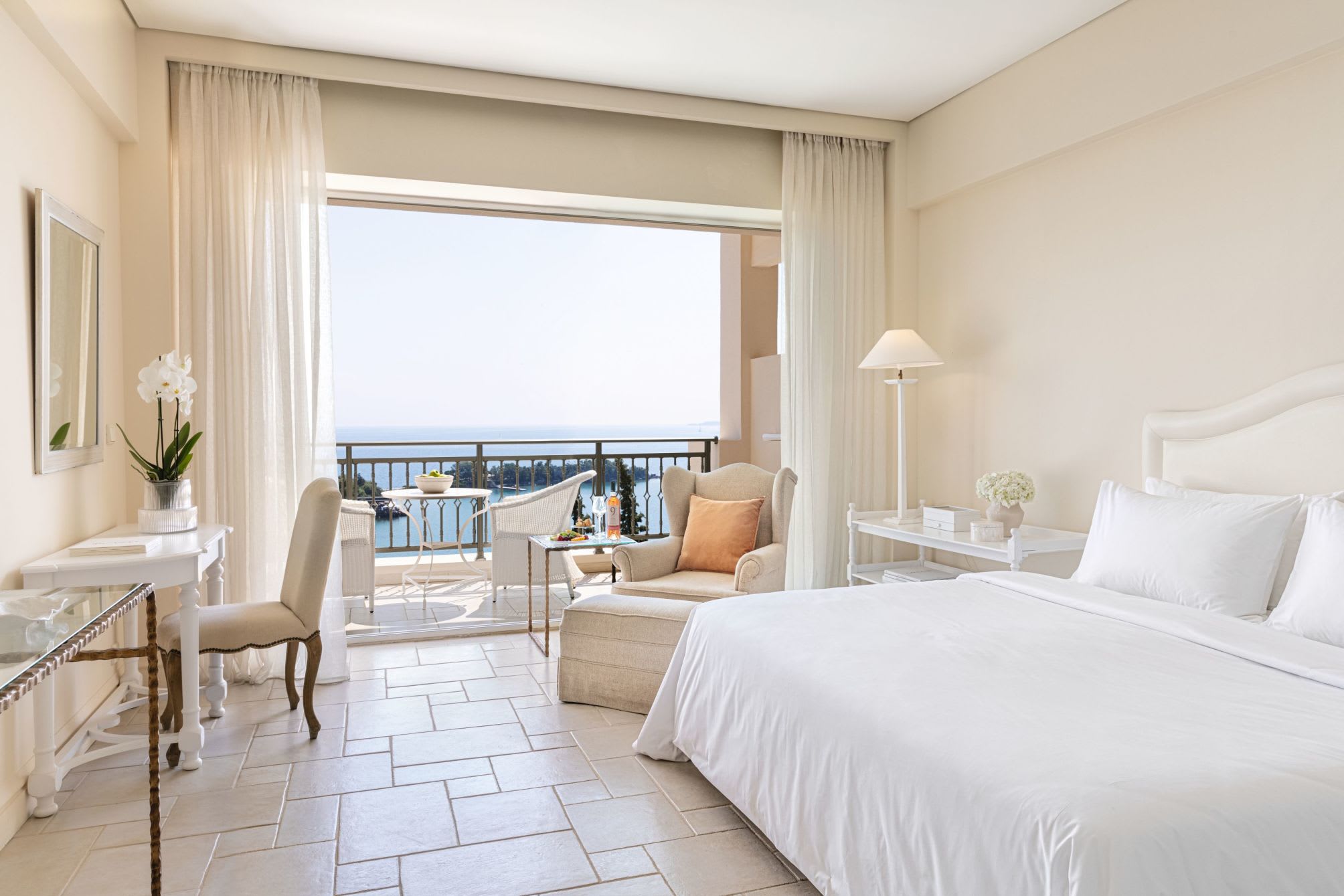 Grecotel Eva Palace 3