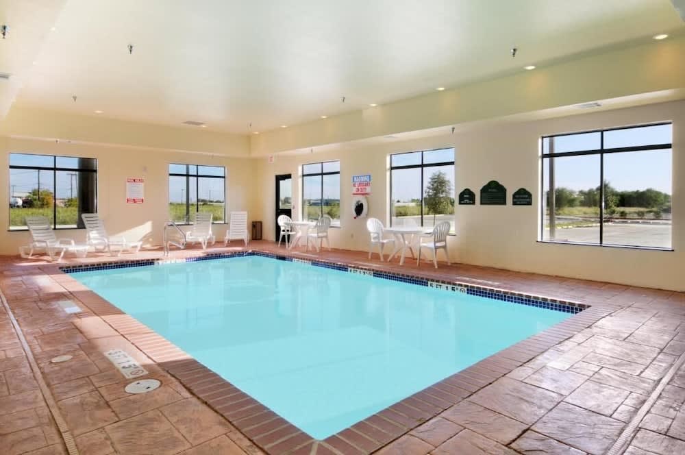 Wingate by Wyndham New Braunfels 1