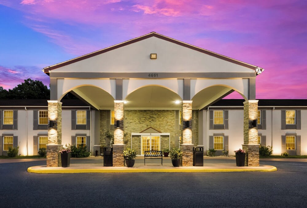 Red Roof Inn Dahlgren - Naval Base 1