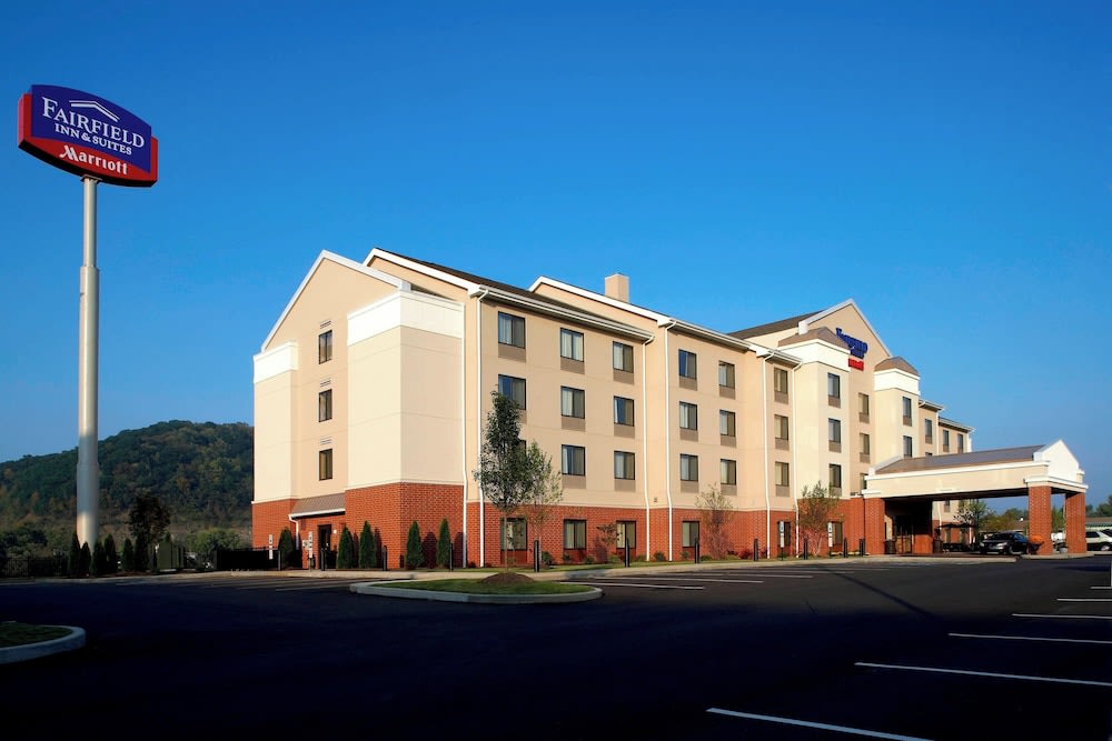 Fairfield Inn & Suites Pittsburgh Neville Island 1