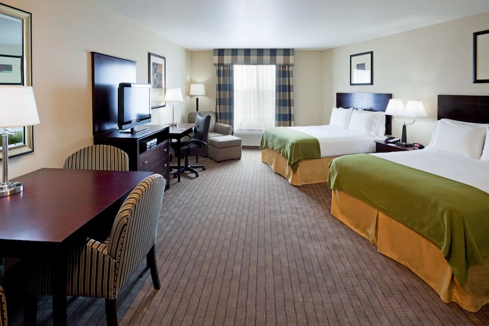 Holiday Inn Express & Suites SYRACUSE NORTH - AIRPORT AREA by IHG 1