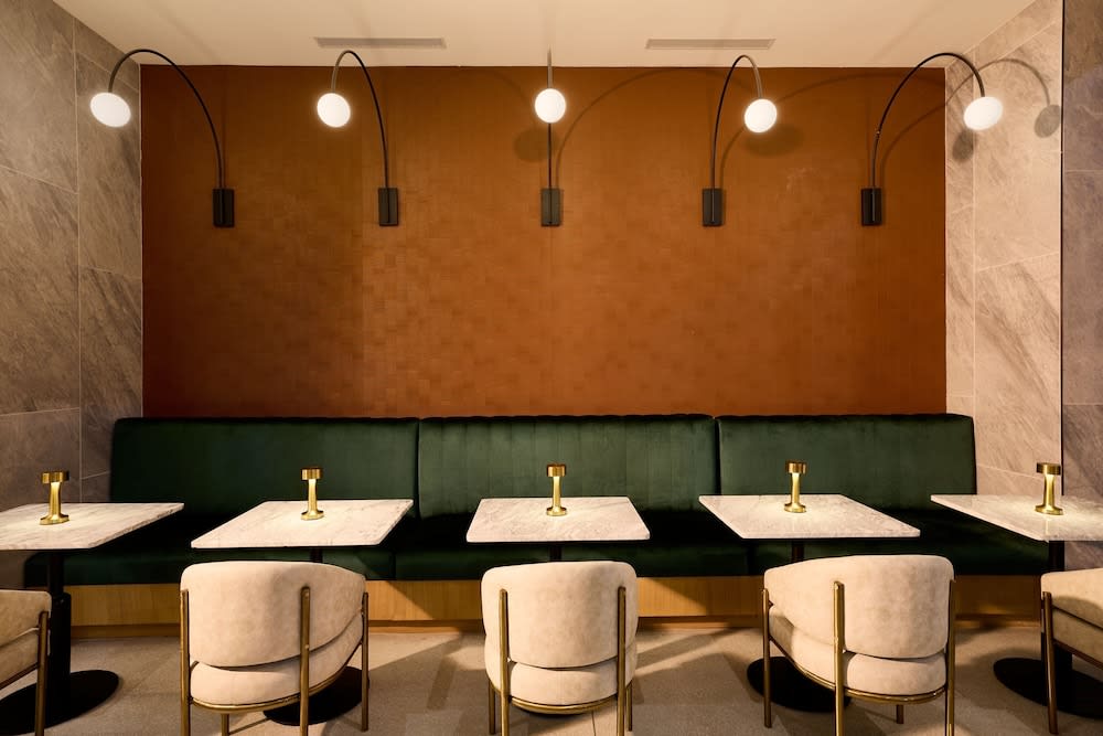 Delta Hotels by Marriott New York Times Square 2