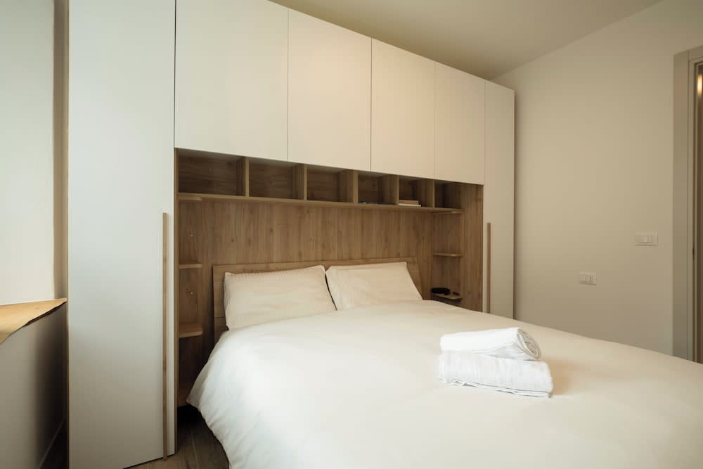 SnowLake Suite & Apartments 4