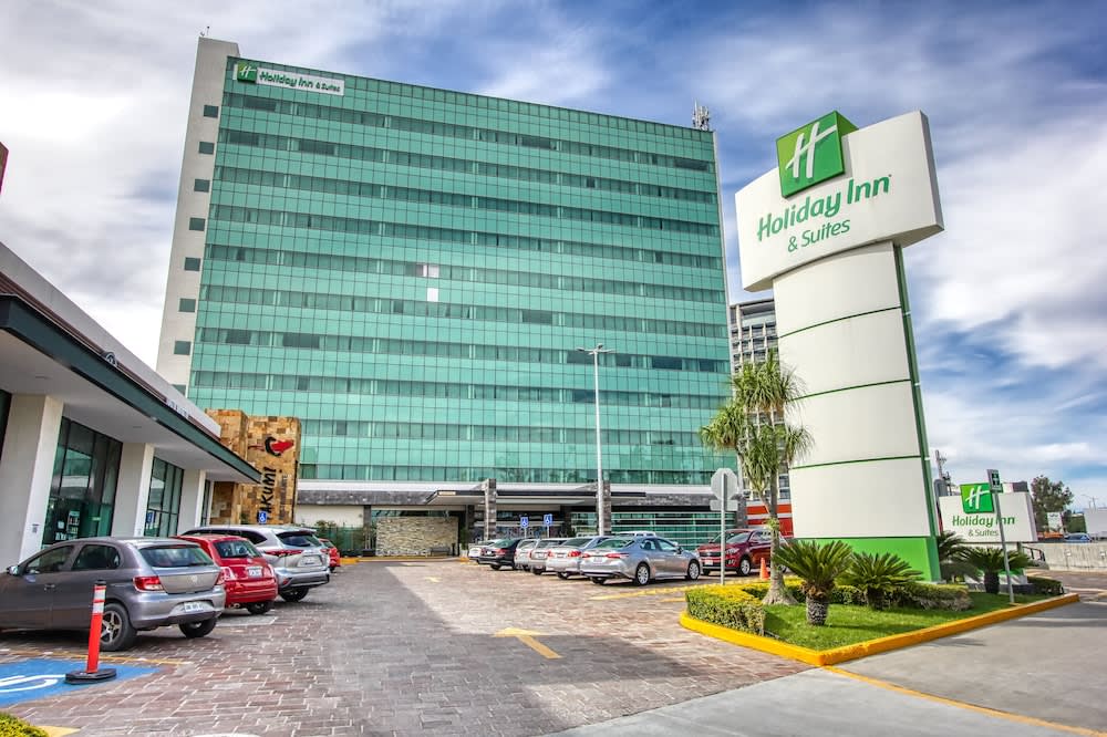 Holiday Inn & Suites LEON PLAZA MAYOR by IHG 1