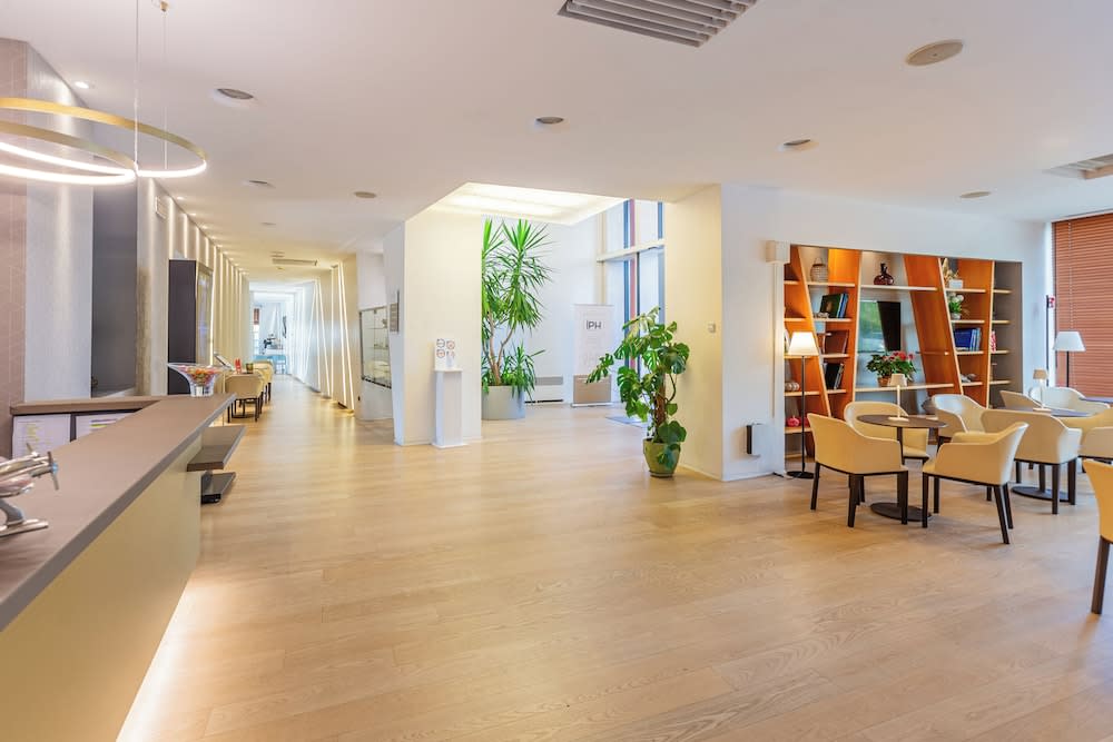 NEW IPOINT HOTEL 2