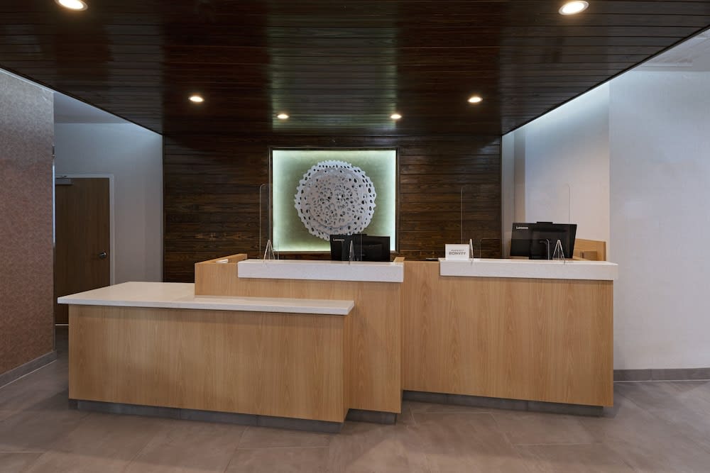Fairfield Inn & Suites by Marriott Waller 2