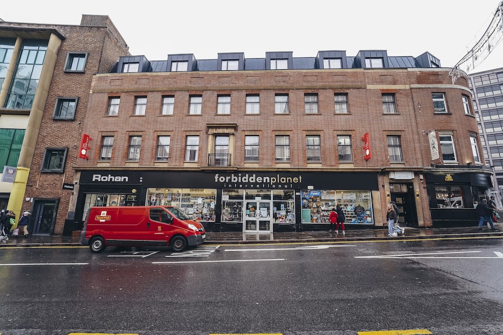 The Stay Company, Whitefriars House 1