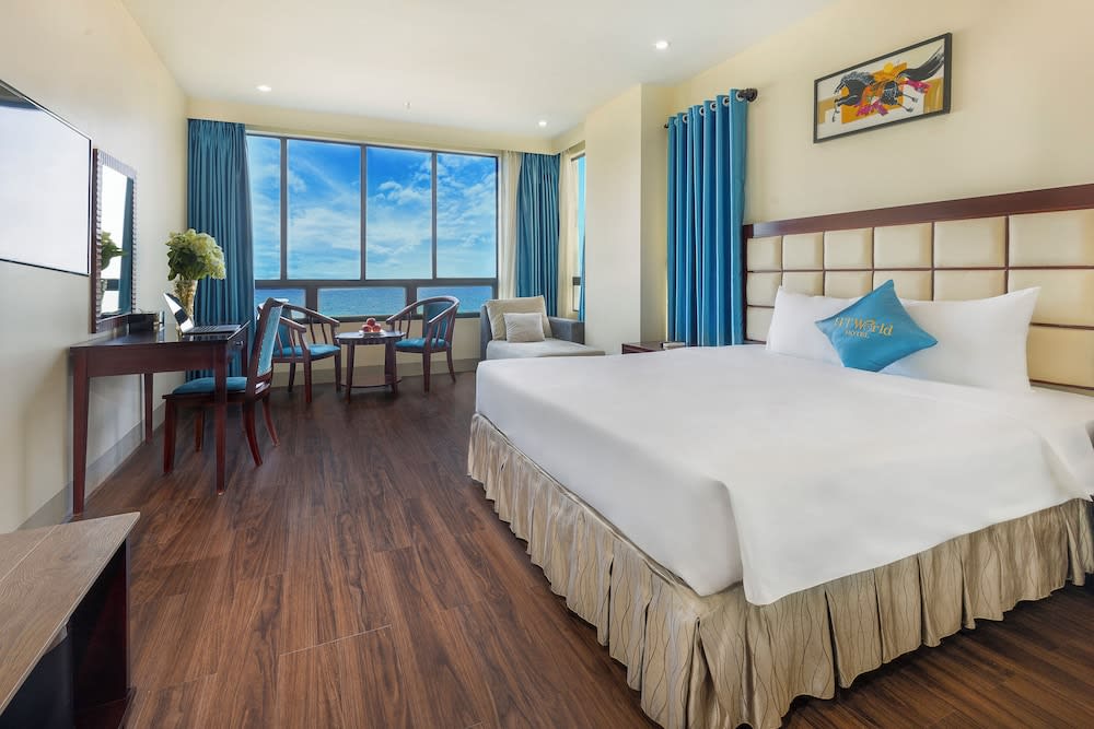 SeaFront Hotel DaNang 1