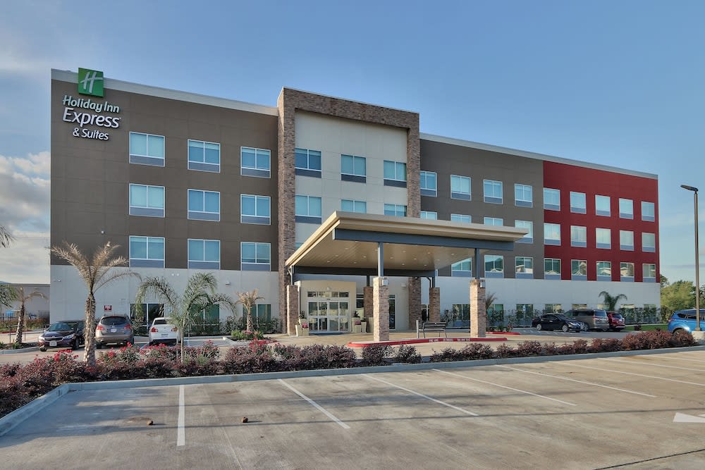 Holiday Inn Express & Suites HOUSTON EAST - BELTWAY 8 by IHG 1