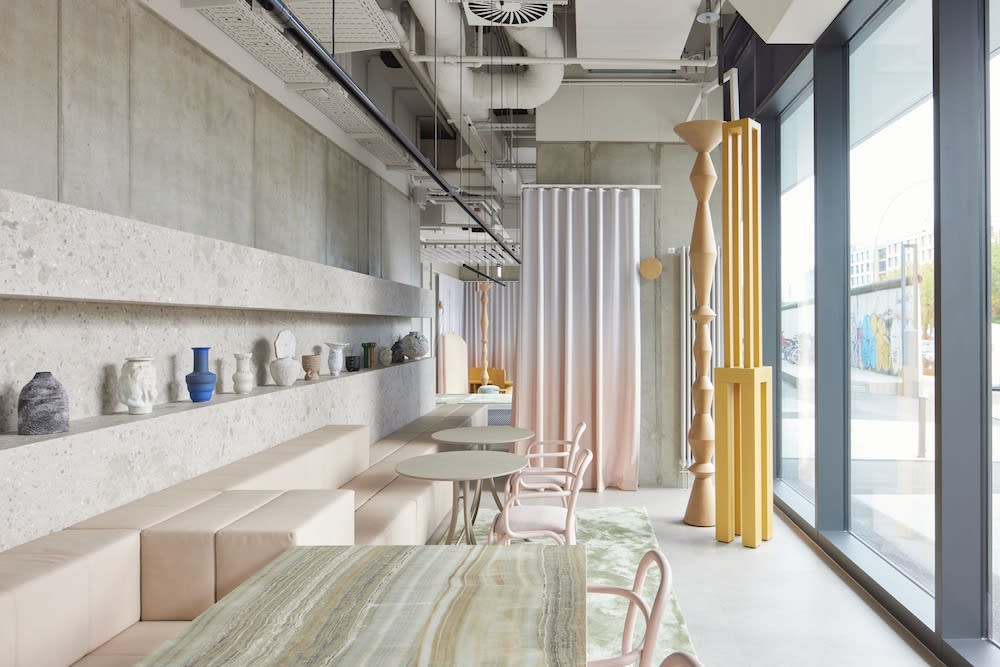 Locke at East Side Gallery 2