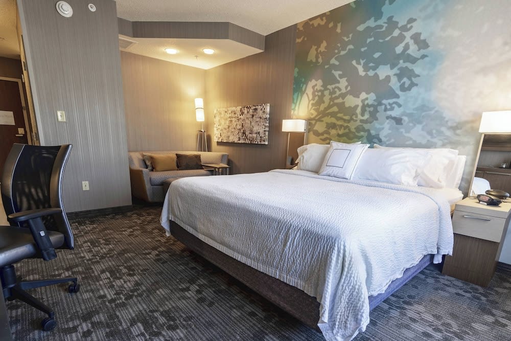 Courtyard by Marriott Cleveland Willoughby 1