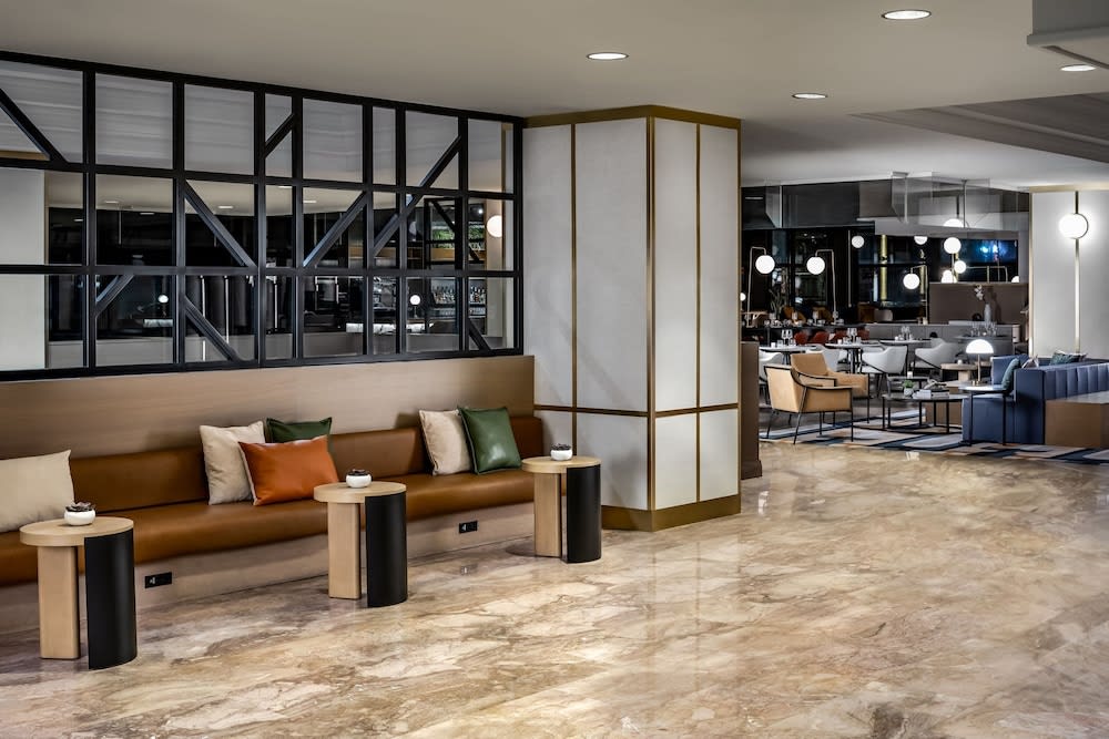 Le Centre Sheraton Montreal Hotel 2