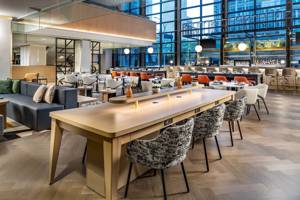 Le Centre Sheraton Montreal Hotel 4