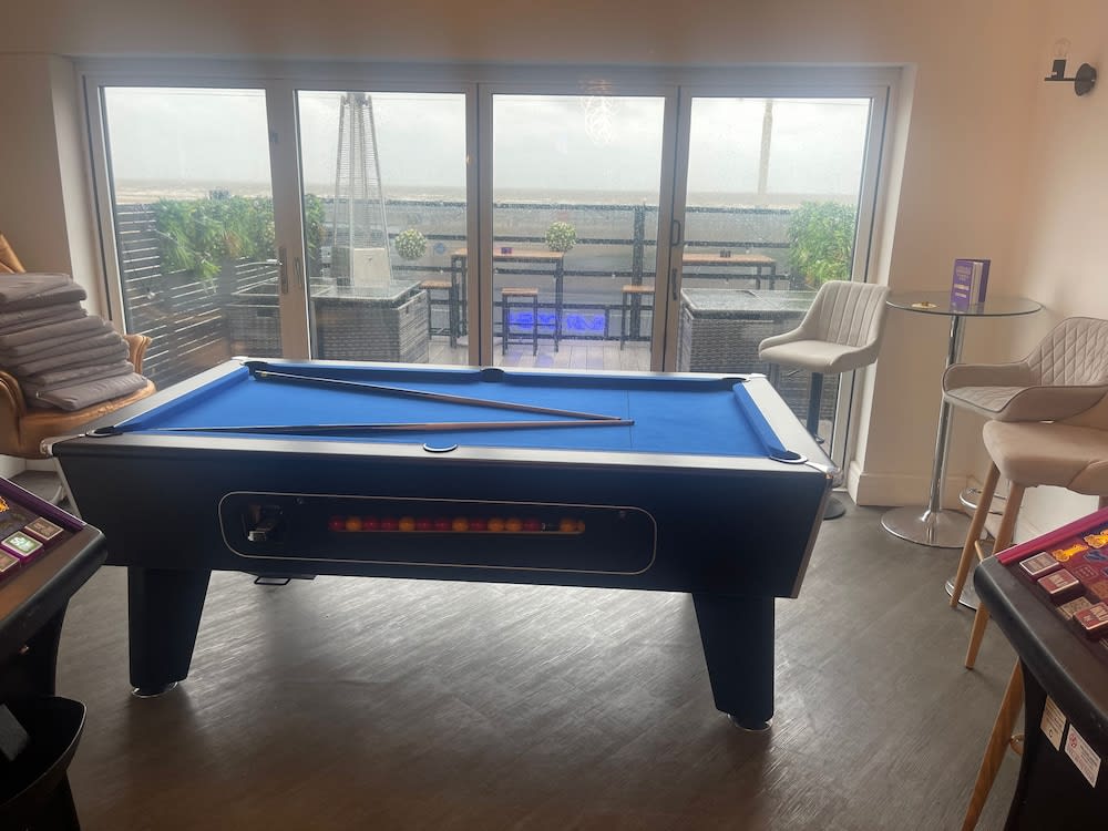Residency hotel and Bar 2