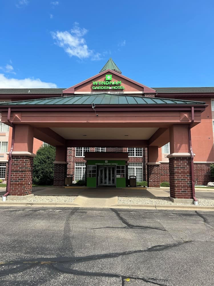 Wyndham Garden Madison Fitchburg 1