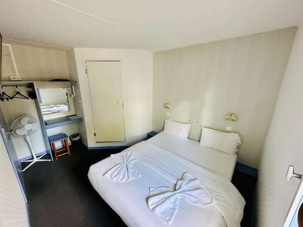 Hôtel Gex 2