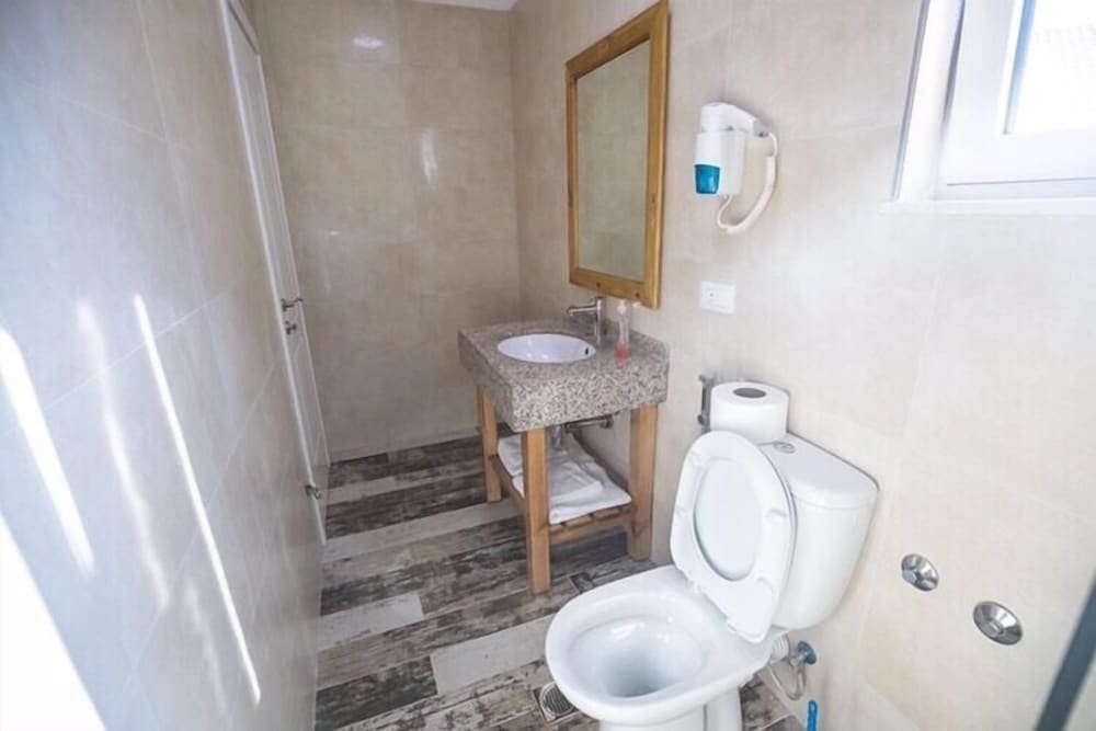 HOTEL SIDI - Free parking, fast wifi connection and breakfast included 1