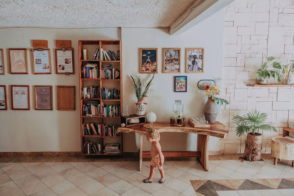 Petit Lafitte Beach Front Hotel & Bungalows 4