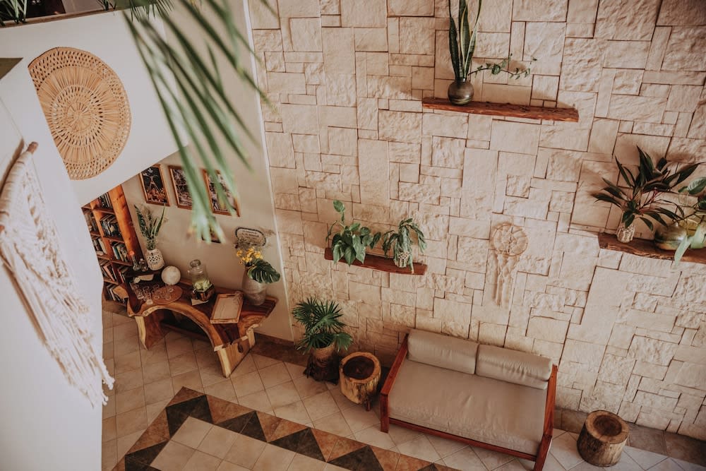 Petit Lafitte Beach Front Hotel & Bungalows 5