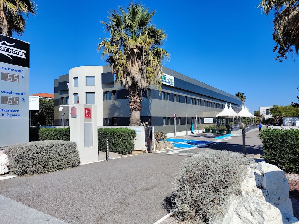 Brit Hotel Porte d'Espagne 1