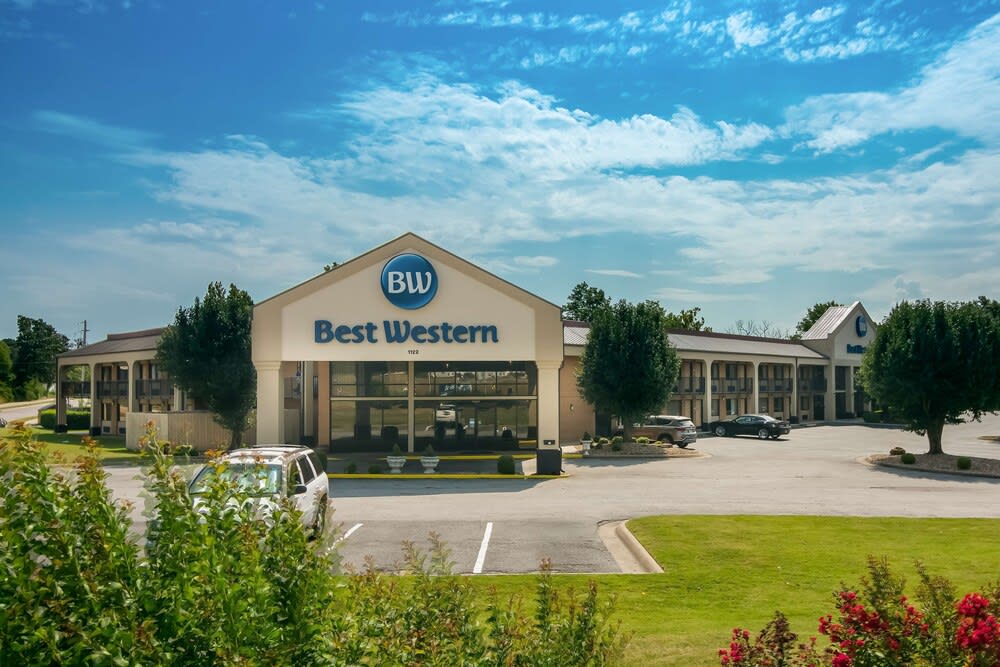 Best Western Windsor Suites 1