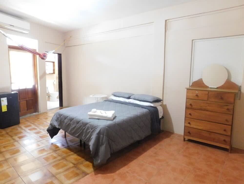 Arnold's Guest House 2