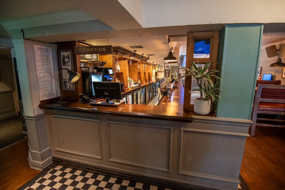 The George Inn 2
