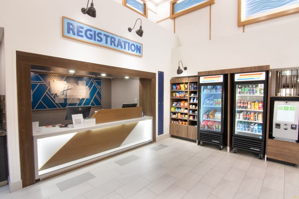 Holiday Inn Express & Suites FORT LAUDERDALE AIRPORT WEST by IHG 2