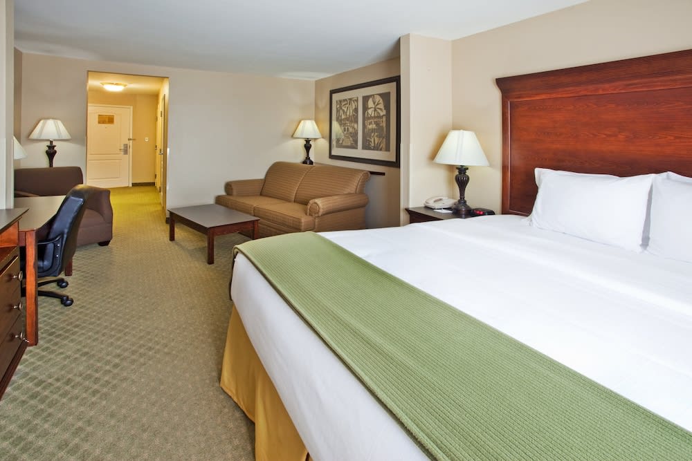 Holiday Inn Express Savannah Airport by IHG 4