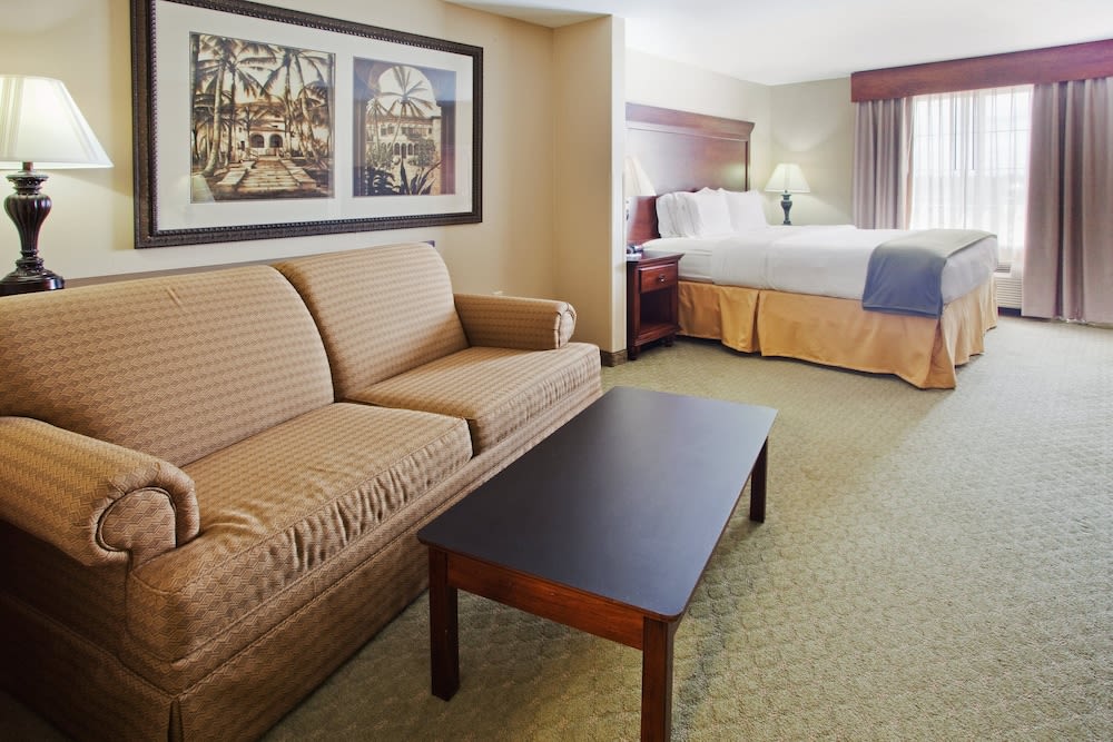 Holiday Inn Express Savannah Airport by IHG 2