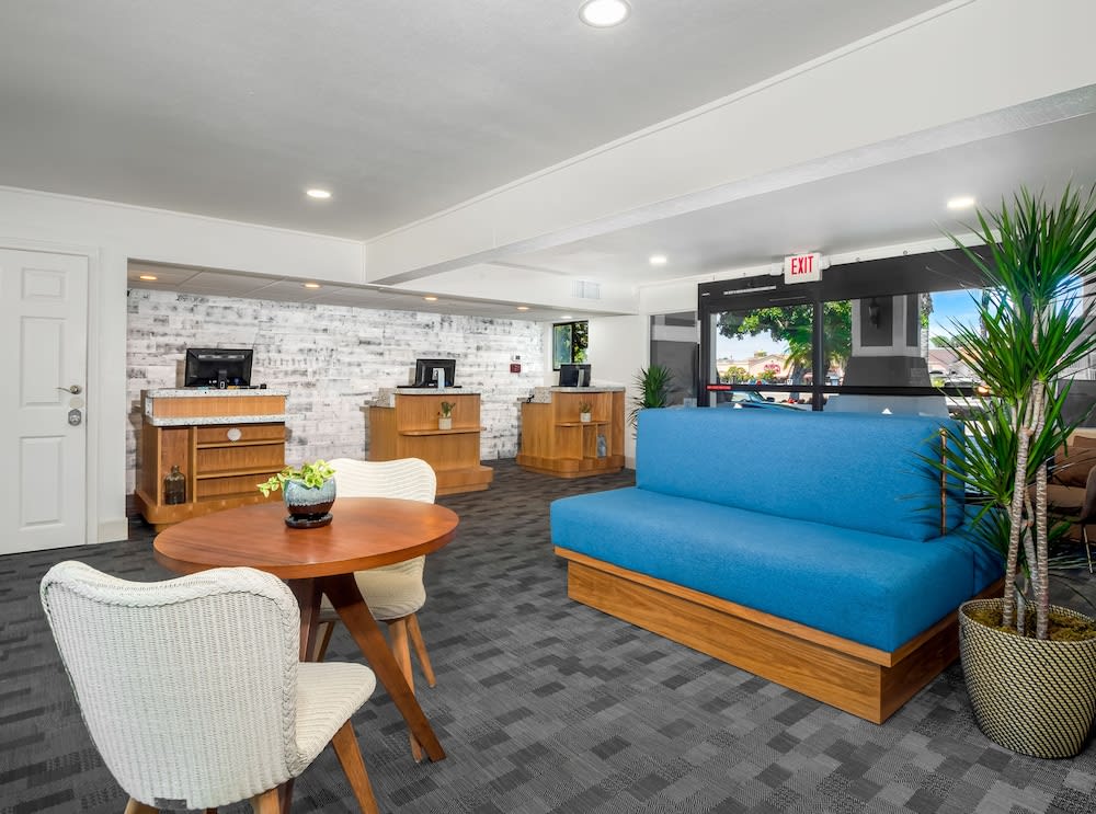 Carlsbad by the Sea Hotel 2