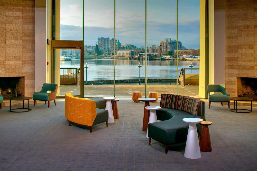 Delta Hotels by Marriott Victoria Ocean Pointe Resort 3