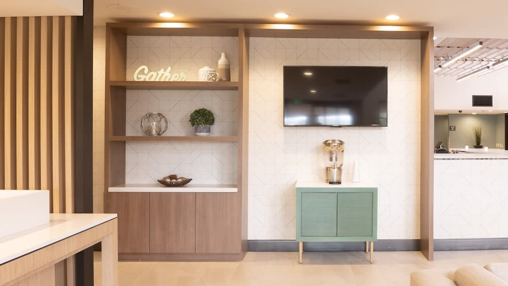 Holiday Inn SANTA ANA-ORANGE CO. ARPT by IHG 2