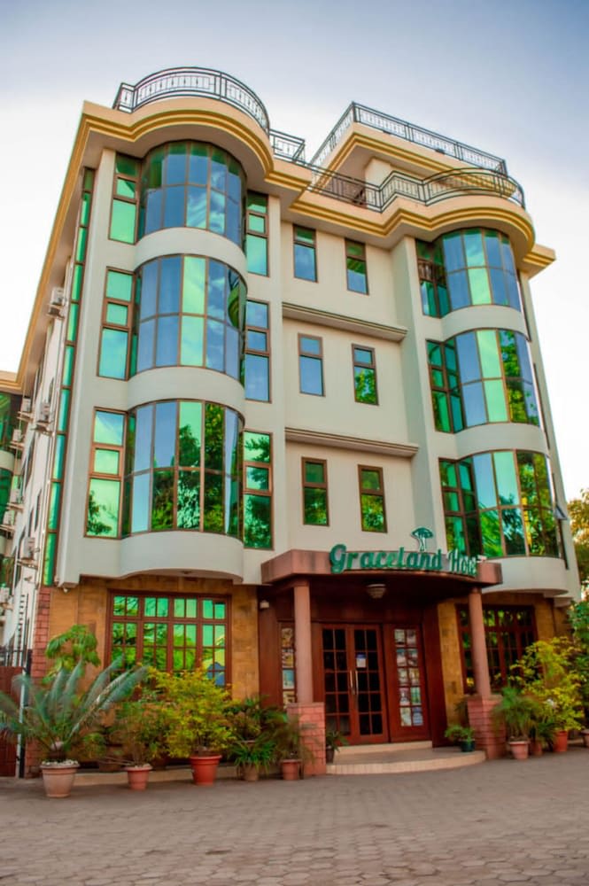 The Grace Land Hotel 1