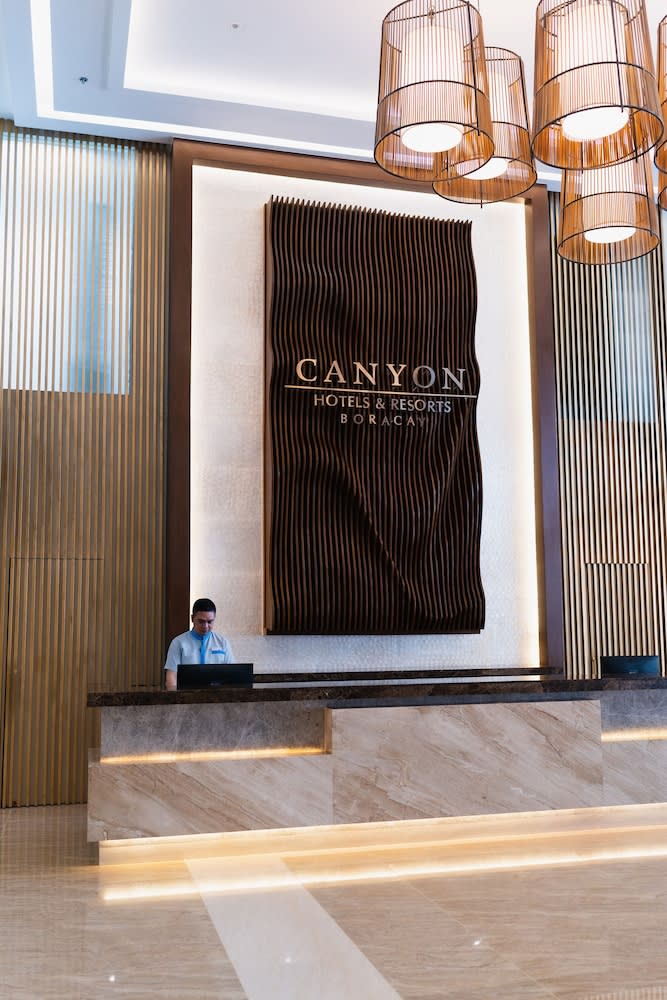 Canyon Hotels & Resorts Boracay 2