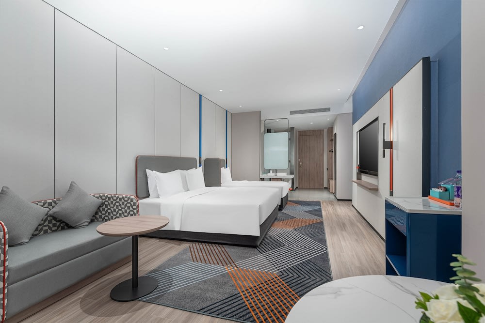 Holiday Inn Express Yinchuan Yuehai 2