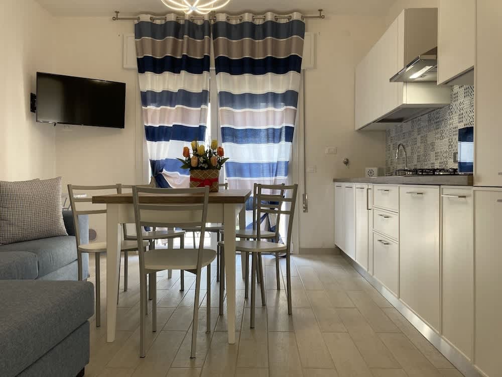 Bright apartment close to the beach 1