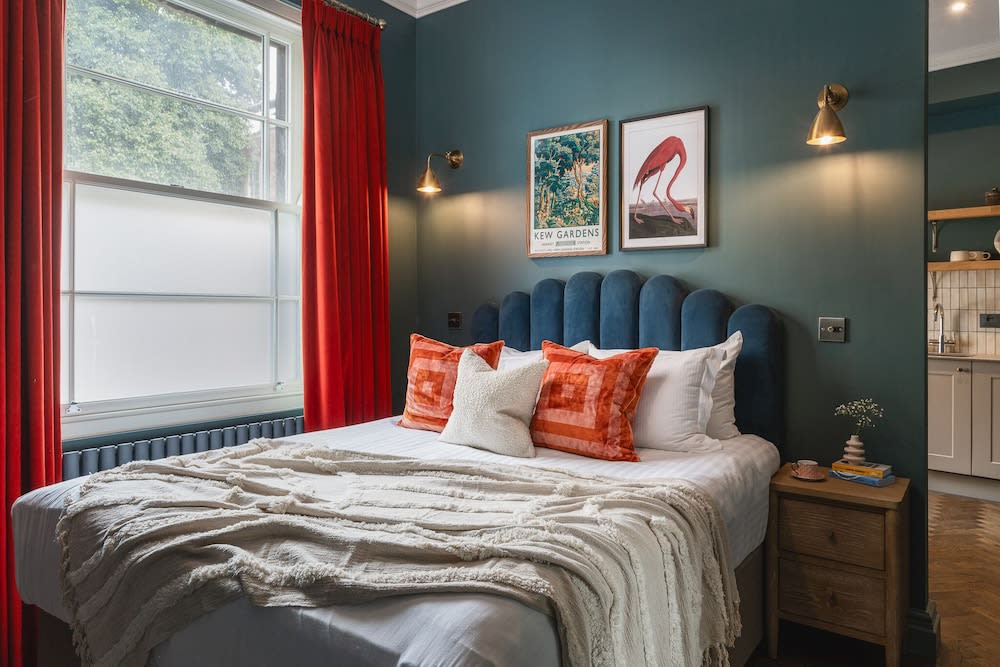 YourApartment Cotham Arms 1