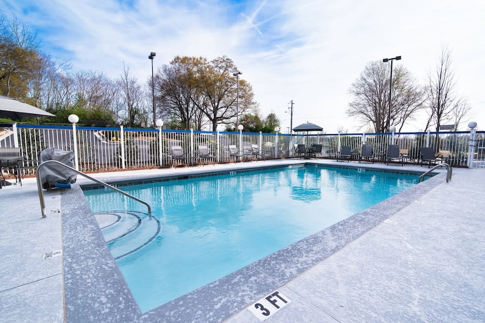 Fairfield Inn & Suites Atlanta Airport North 1