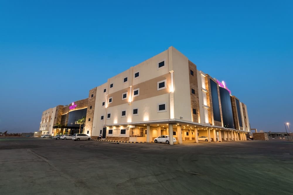 Boudl Al Munsiyah 1