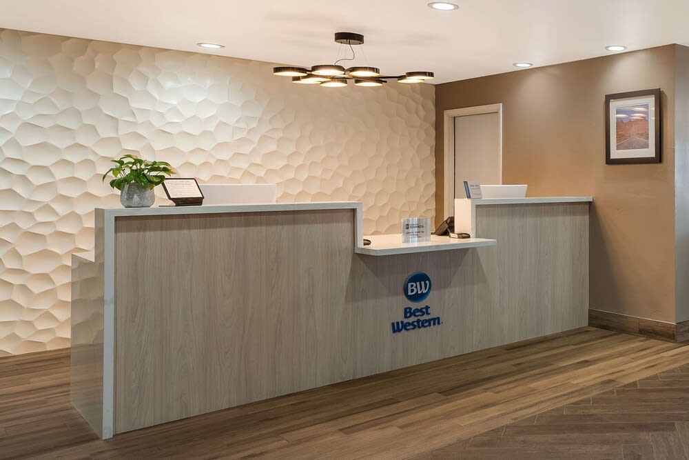 Best Western Bellemont Shadow Mountain Inn 2