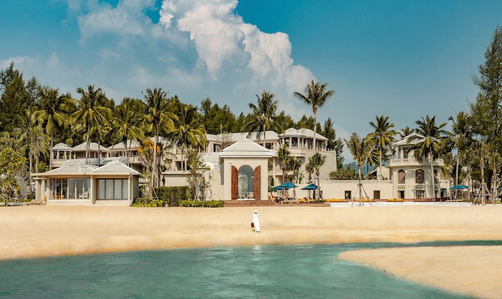 Devasom Khao Lak Beach Resort & Villas 1
