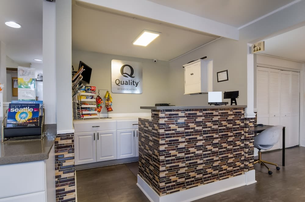 Quality Inn & Suites Silverdale Bangor-Keyport 2