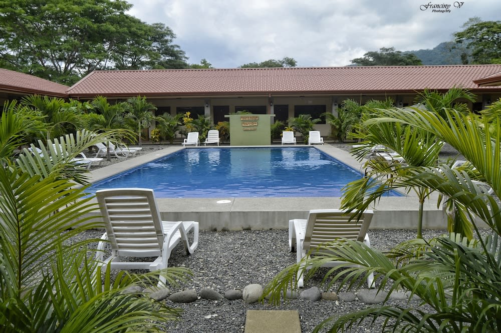 Hotel D'Lucia - Quebrada Ganado, Jaco, Costa Rica 1