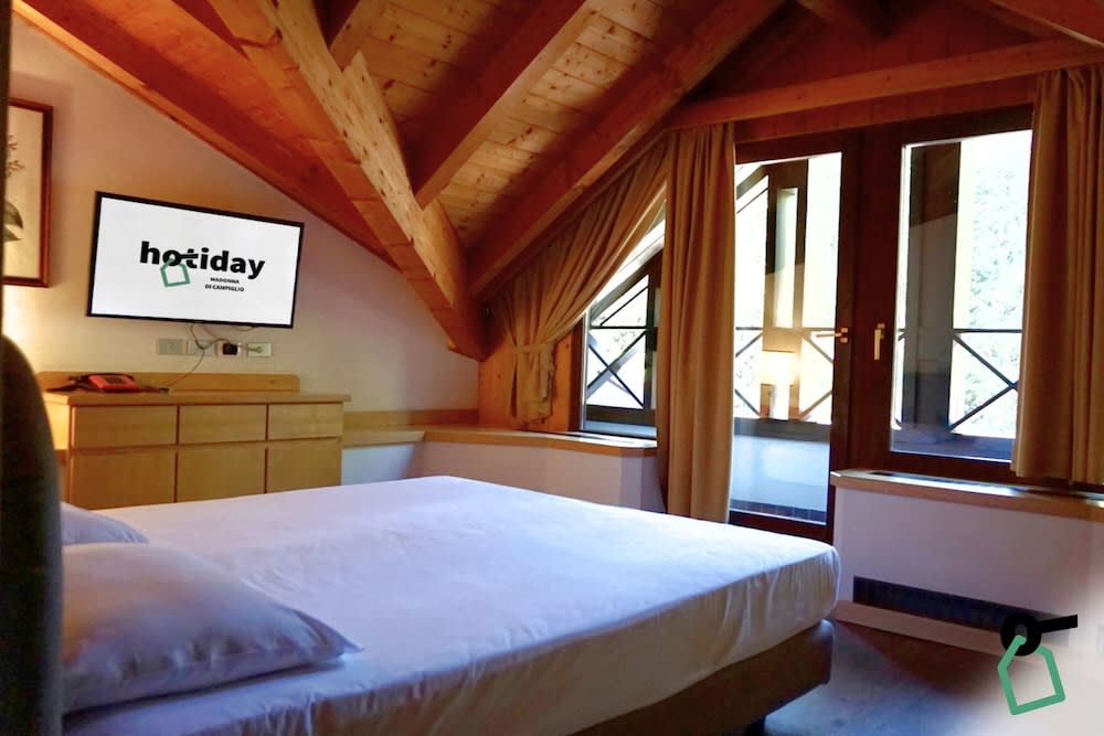 HOTIDAY Residence Campiglio 2